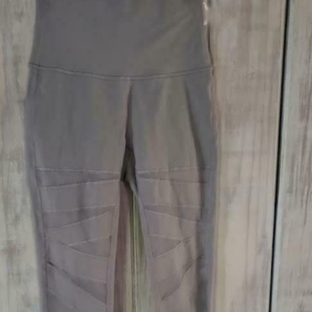 Lululemon High Rise Leggings Tech Mesh Gray  2